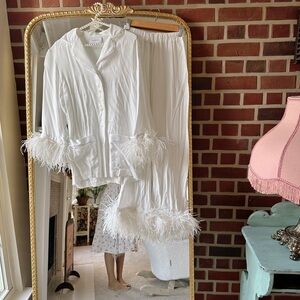 Sleeper Party Pajamas Set with Detachable Feathers in White. SIZE SMALL